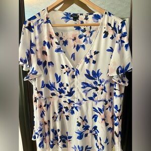 Torrid, size 2, floral peplum blouse.